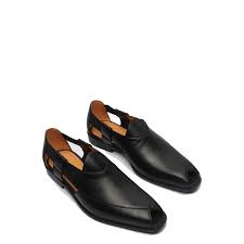 Classic Brown Leather Peshawari Slip-On